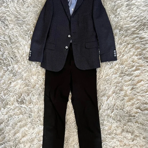 COPY - DNKY Boys suit - Picture 2 of 6